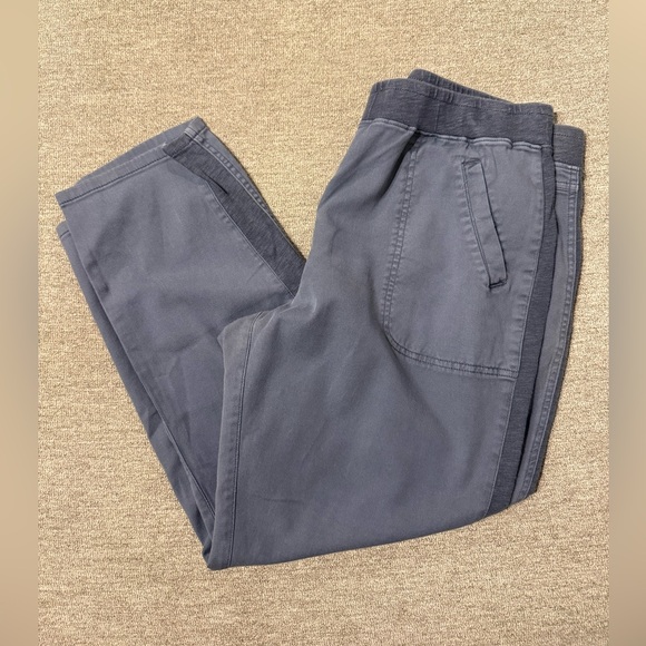 NIC+ZOE Cotton Blend Charcoal Joggers (Size 16)